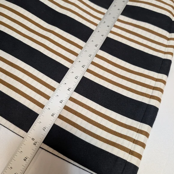 Ann Taylor Loft Size 4 Woman's Pencil Straight Skirt Striped Lined - Picture 8 of 8